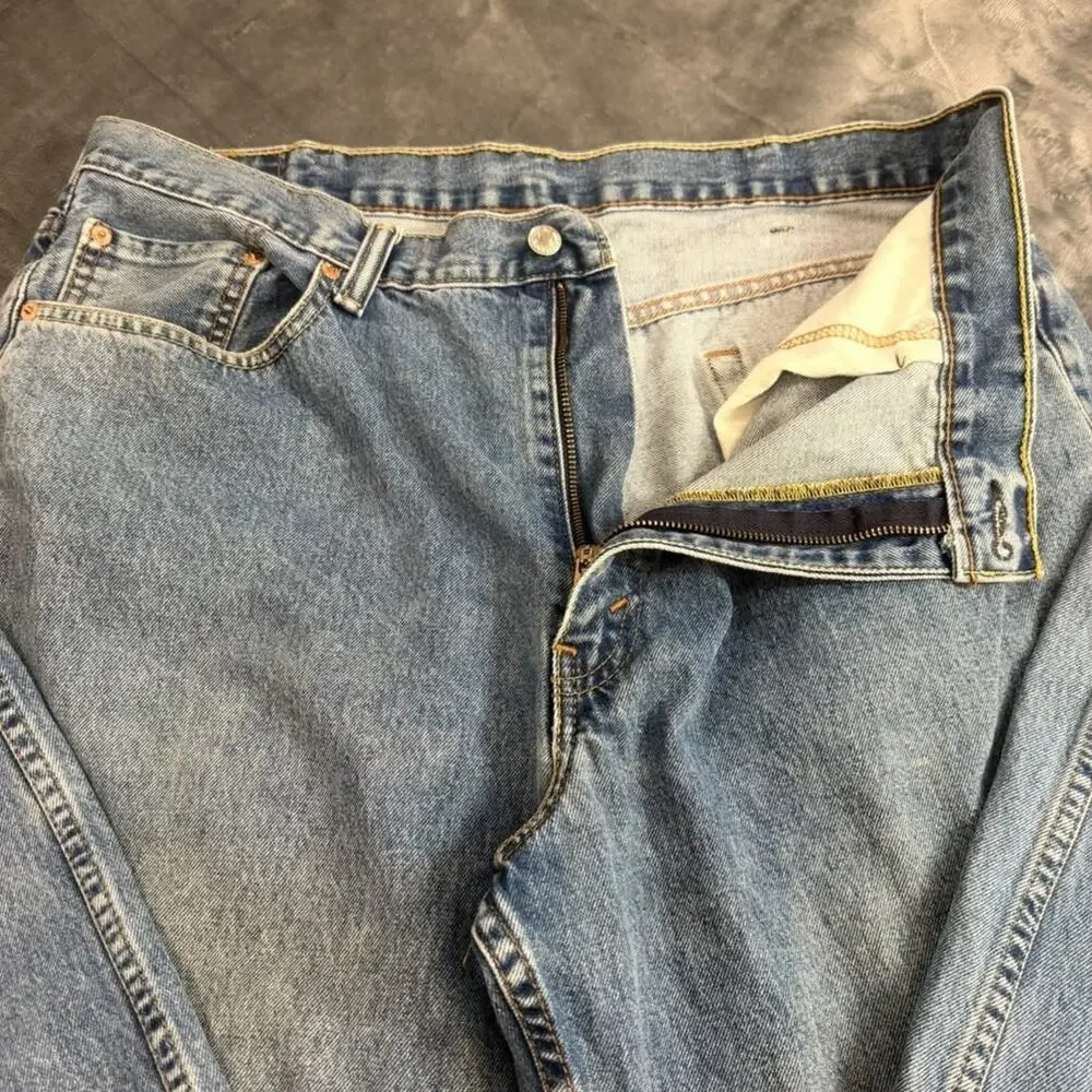 Levi Strauss & Co 550 Relaxed Fit Jeans Blue Denim. Levi's Mens Size 42x30